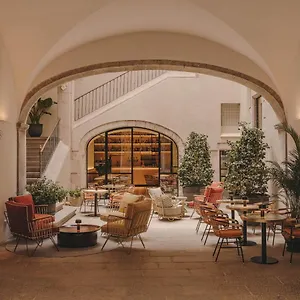 **** Hotel Palau Fugit Spain