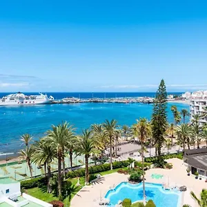 Aparthotel Comodoro- Ravel